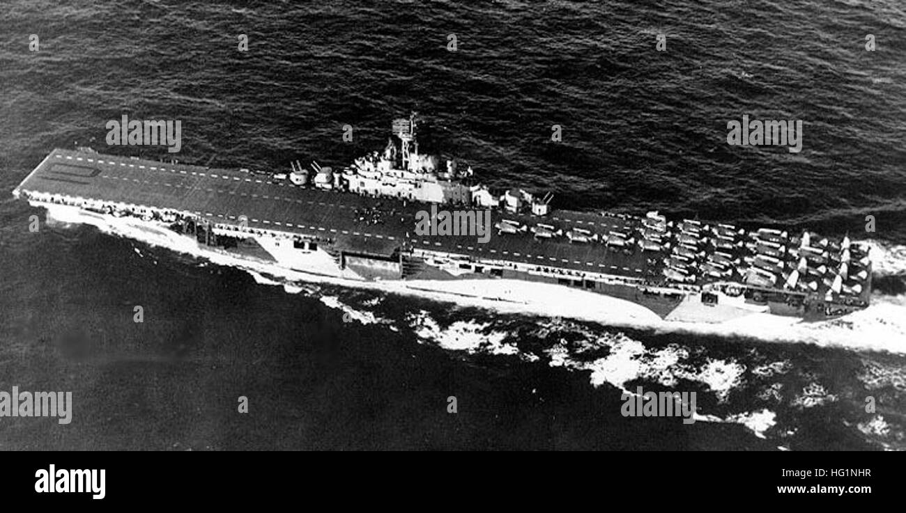 USS Yorktown (CV-10) Juni 1943 Banque D'Images