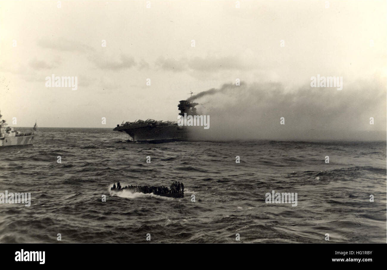 USS Lexington (CV-2) La combustion 8 Mai 1942 Banque D'Images