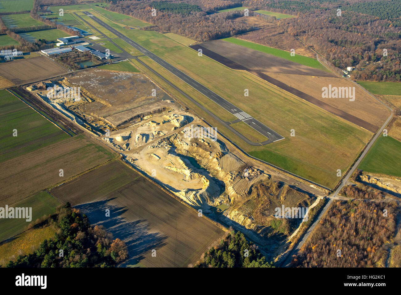 Vue aérienne, à sable à l'aérodrome Schwarze Heide, Kirchhellen, Bottrop, Ruhr aeria, Rhénanie du Nord-Westphalie, Allemagne, Europe Banque D'Images