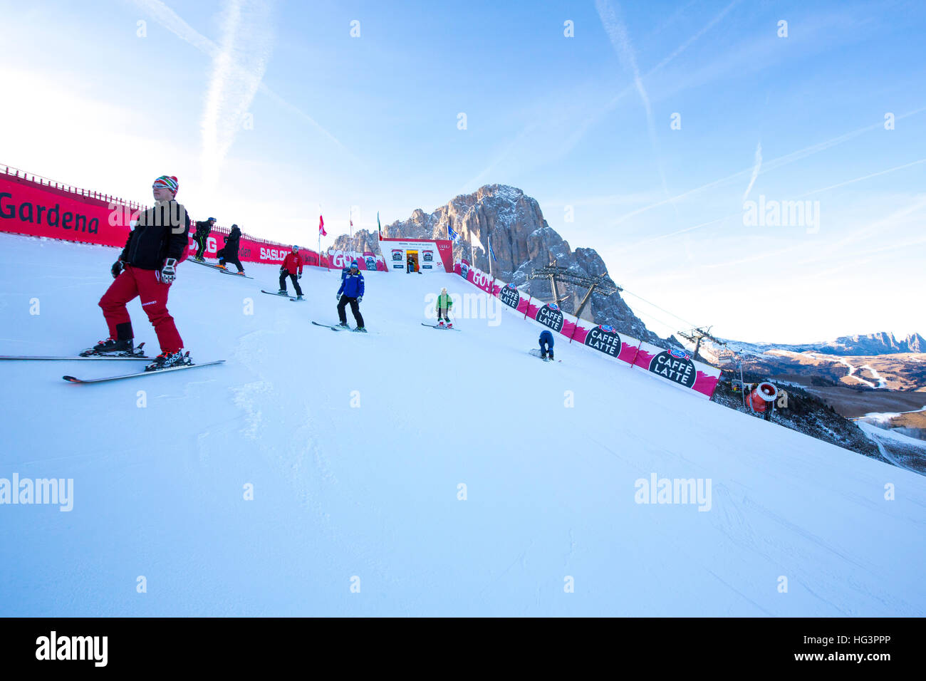 Val Gardena, Italie 17 décembre 2016. Peter Fill de l'Italie pendant la course avant l'inspection de la piste Saslong cap pour l'AUDI FIS Coupe du Monde de Ski Banque D'Images