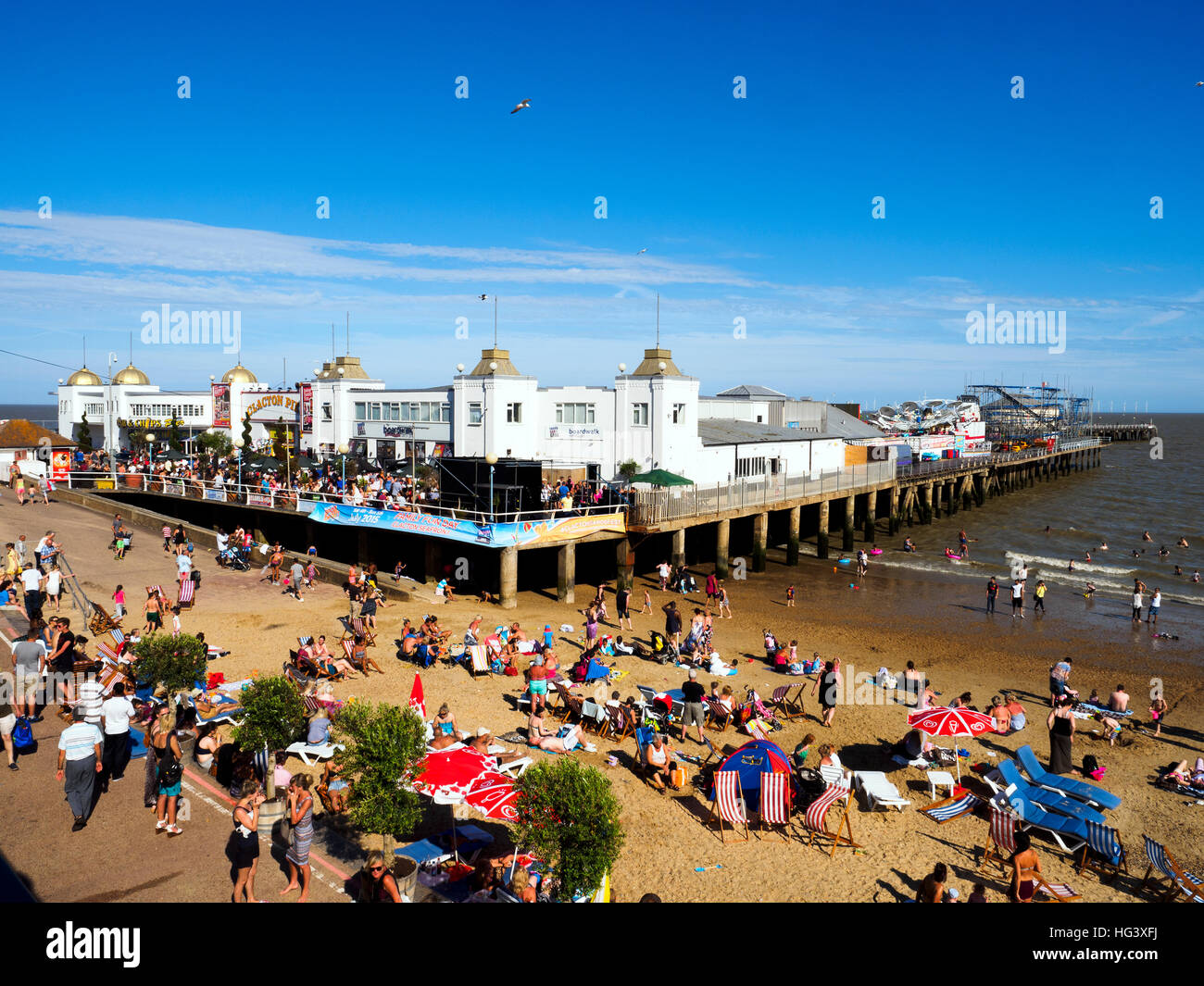 Clacton Pier à Clacton On Sea, Essex - Angleterre Banque D'Images