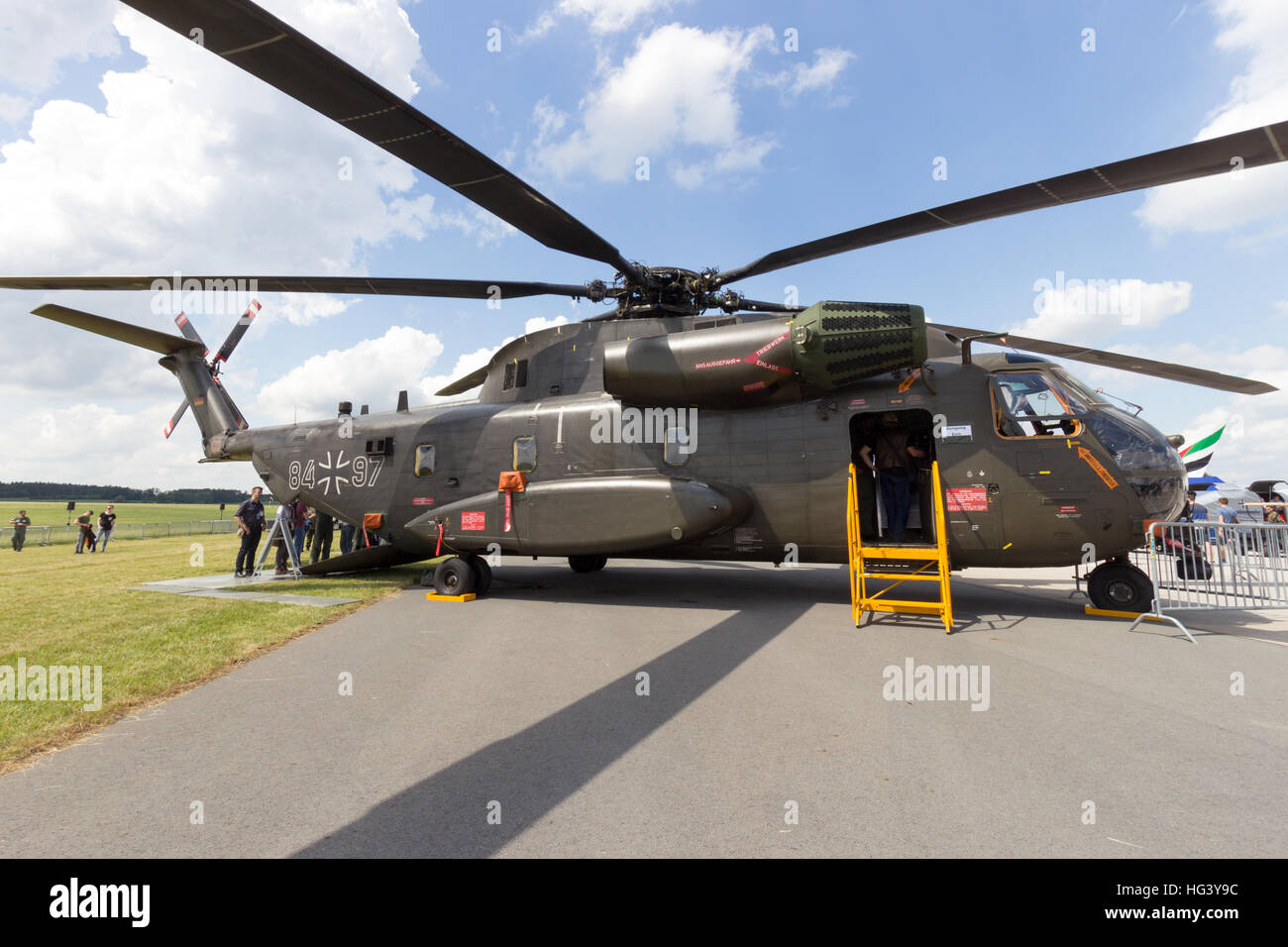 Sikorsky CH-53 de l'armée allemande stallion transport helicopter sur l'affichage à l'Airshow ila à Berlin Schoneveld airport. Banque D'Images