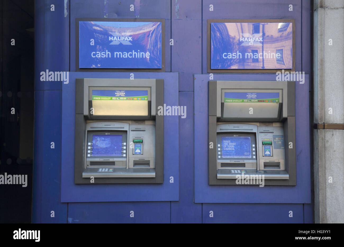 Halifax atm dans la strand londres Banque D'Images
