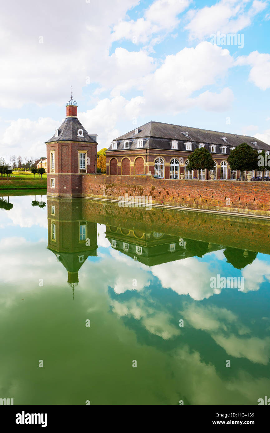 Photo du château de Nordkirchen, également appelé le Versailles westphalien, en Westphalie, Allemagne Banque D'Images