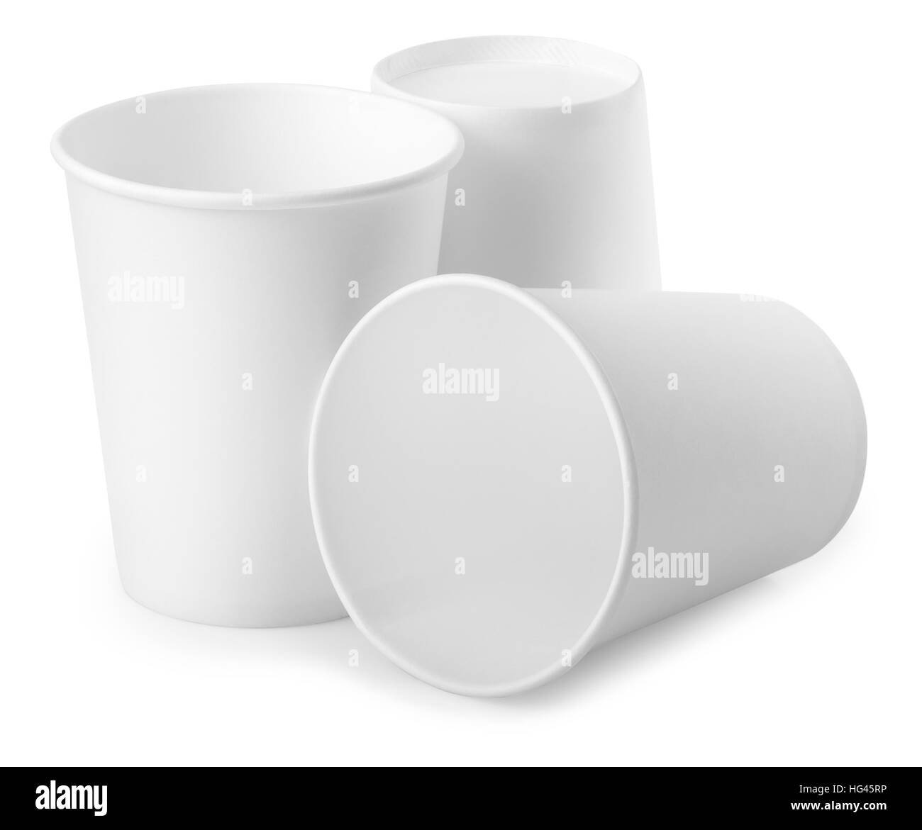 Trois tasses de papier blanc isolé sur fond blanc avec clipping path Banque D'Images Trois tasses de papier blanc isolé sur fond blanc avec clipping path Banque D'Images