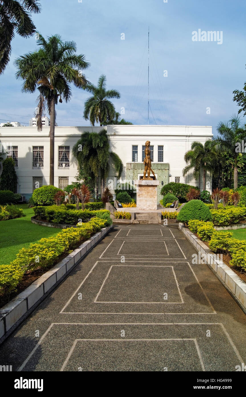 L'Asie du Sud, Philippines, Cebu City, Metro Cebu Provincial,Capitol Building et Lapu-Lapu Monument Banque D'Images