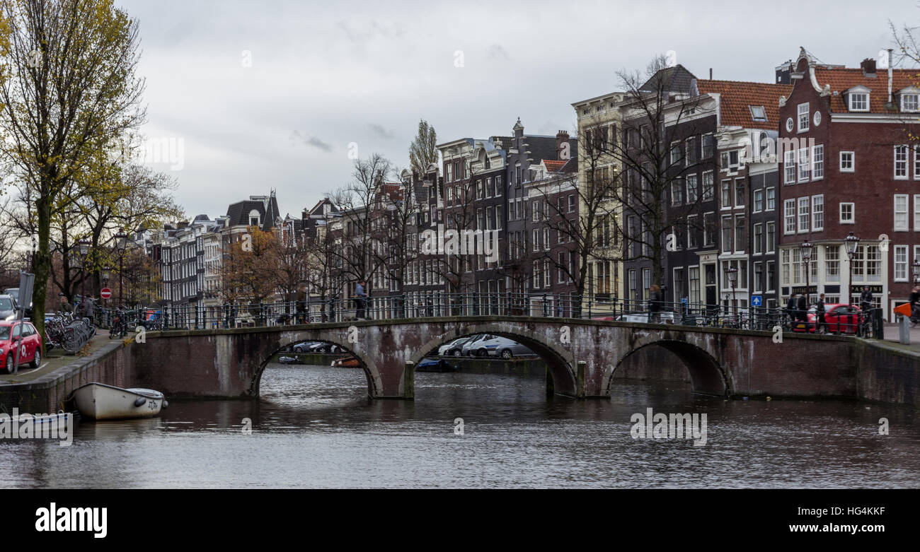 Pont d'Amsterdam Banque D'Images
