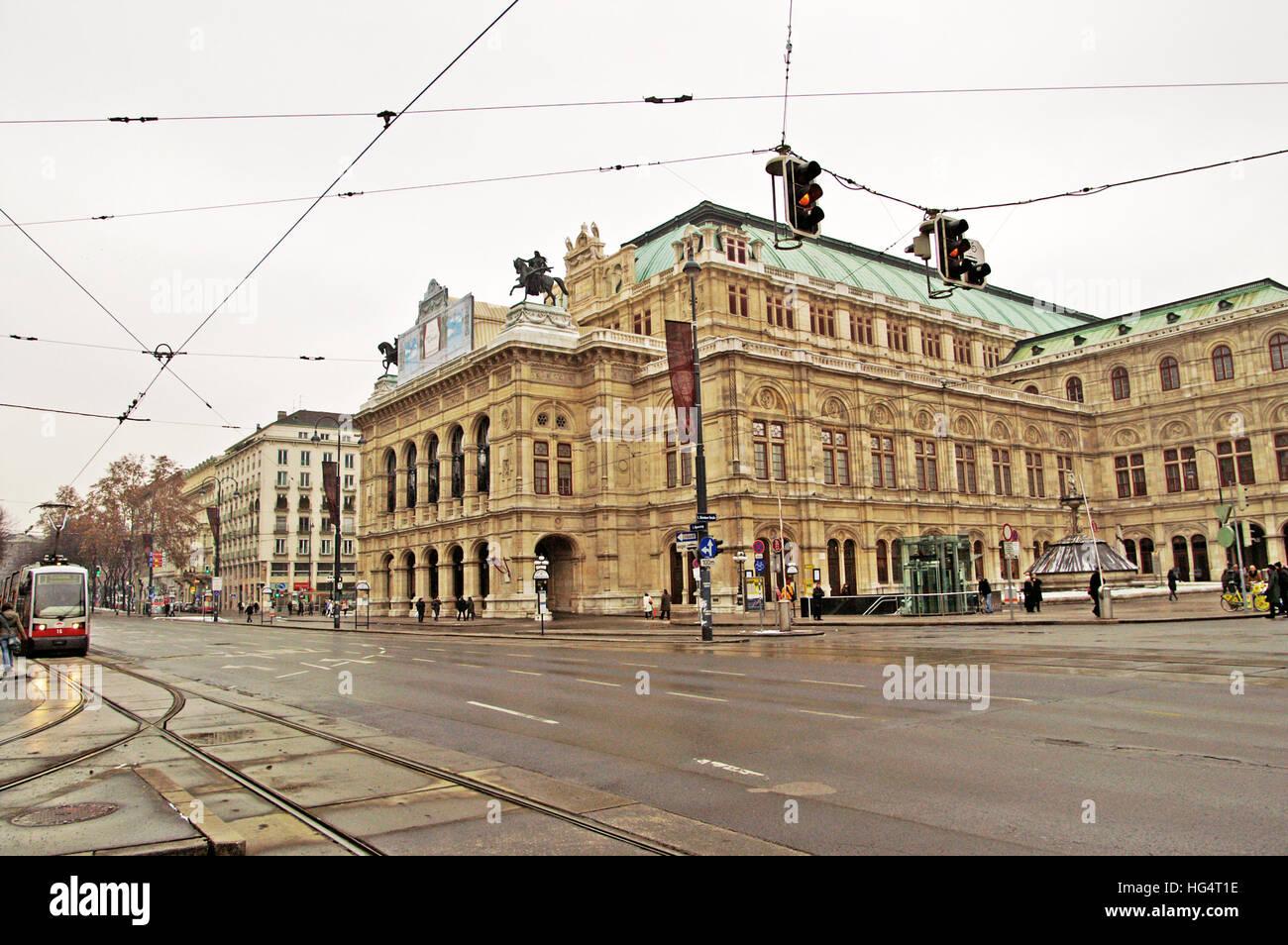 Vienne, Autriche - 02 janvier 2008 : Construction d'Opéra de Vienne Banque D'Images