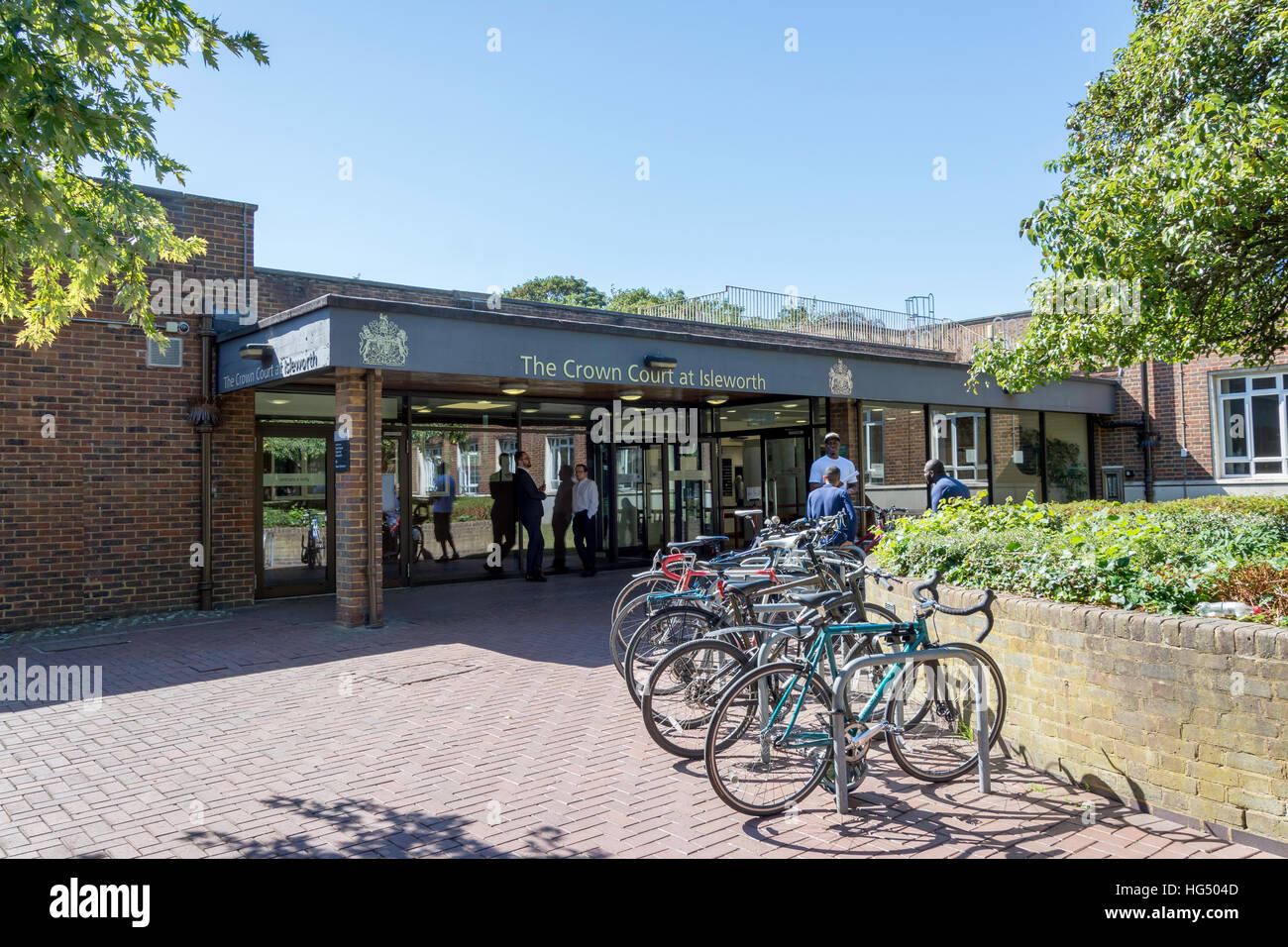 Entrée de la Couronne Couirt à Isleworth, Isleworth, London Borough of London, Greater London, Angleterre, Royaume-Uni Banque D'Images