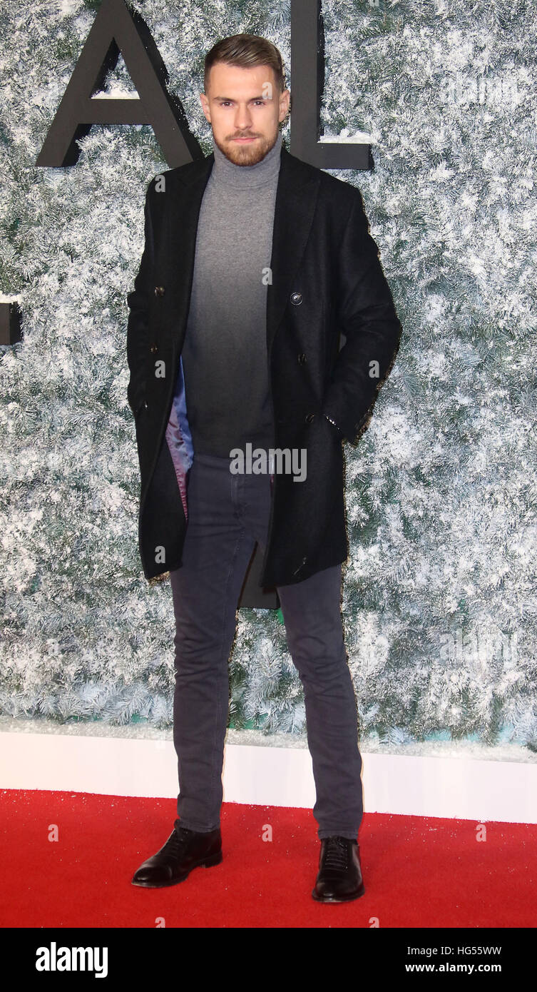 Dec 15, 2016 - Aaron Ramsey assister à 'Garantie' première Européenne à vue, de Leicester Square à Londres, Angleterre, RU Banque D'Images