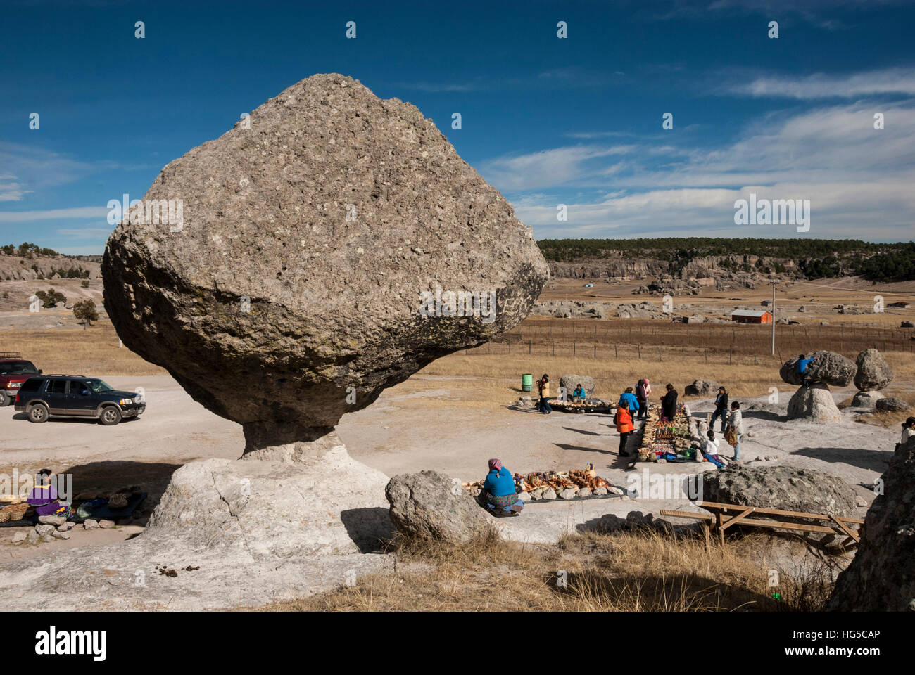 Valle de los Hongos (champignons) formé de roches, de cendres volcaniques Creel, Chihuahua, Mexique, Amérique du Nord Banque D'Images