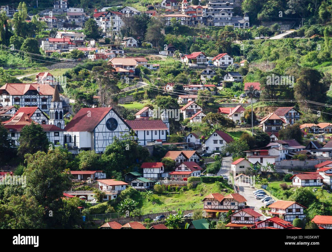 Vue de la ville rurale de Colonia Tovar, dans l'état d'Aragua, Venezuela. Banque D'Images