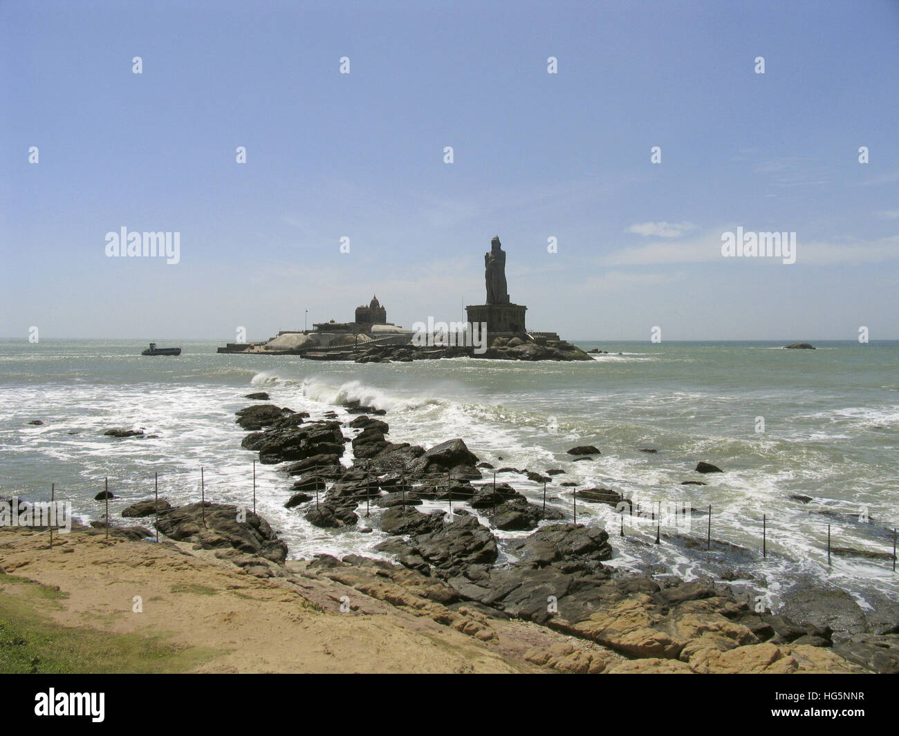 Swamy Vivekananda Memorial Rock et Thiruvalluvar statue. Kanyakumari, Tamilnadu, Inde Banque D'Images