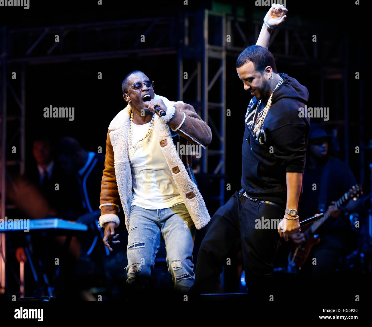 Diddy & French Montana effectue à Hot 97's Sex pour les vacances Banque D'Images