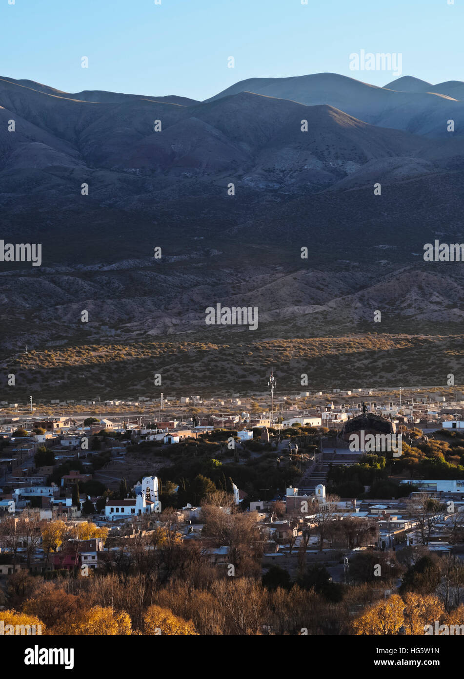 Argentine, Province de Jujuy, paysage de Humahuaca au coucher du soleil. Banque D'Images