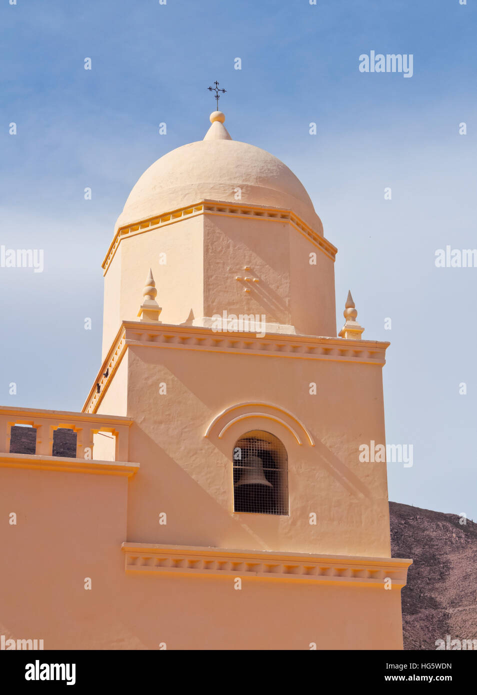 Argentine, Province de Jujuy, vue sur l'église dans San Rafael. Banque D'Images