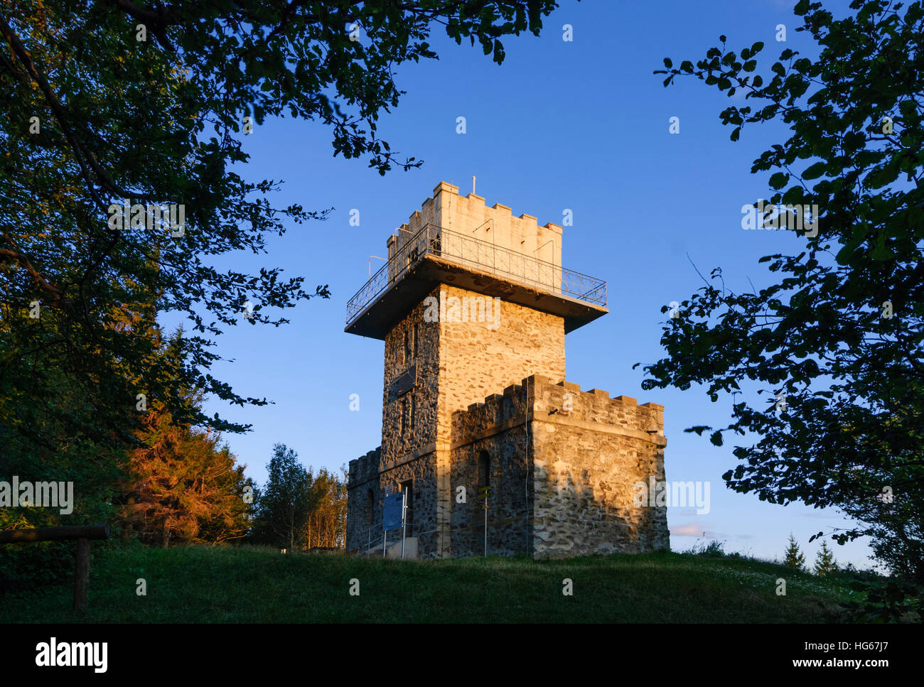 Naturpark Geschriebenstein-Irottkö : tour de perspective sur la Geschriebenstein dans le Günser , montagnes, Burgenland, Autriche Banque D'Images