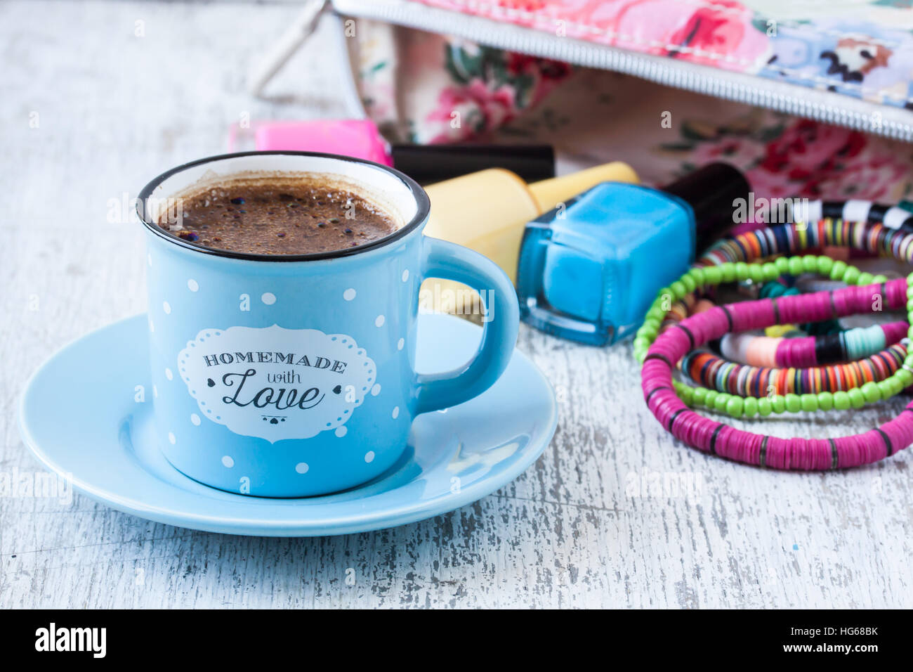 Le café turc avec concept femelle Banque D'Images