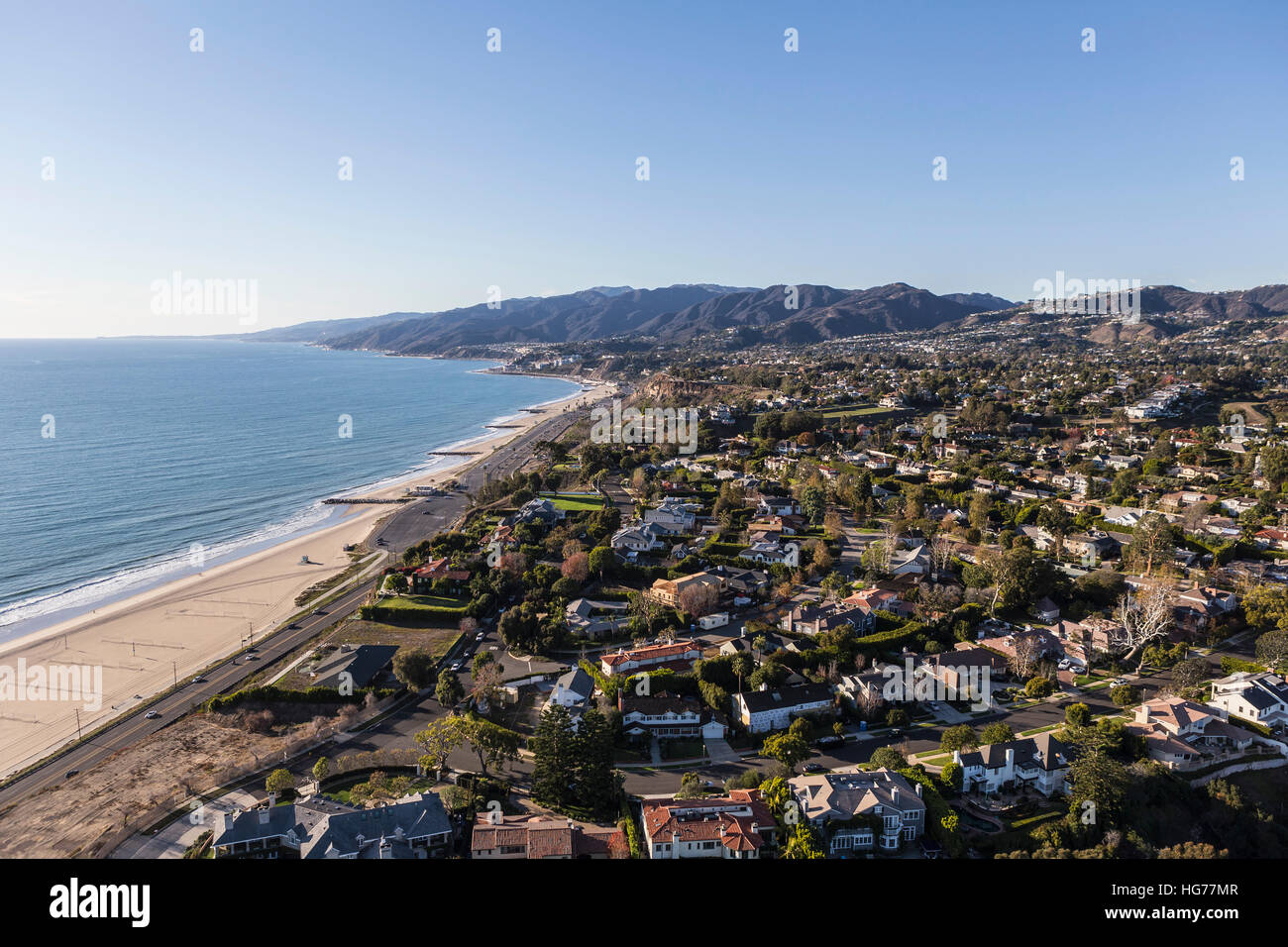 Ocean View homes antenne dans le quartier de Pacific Palisades à Los Angeles en Californie. Banque D'Images