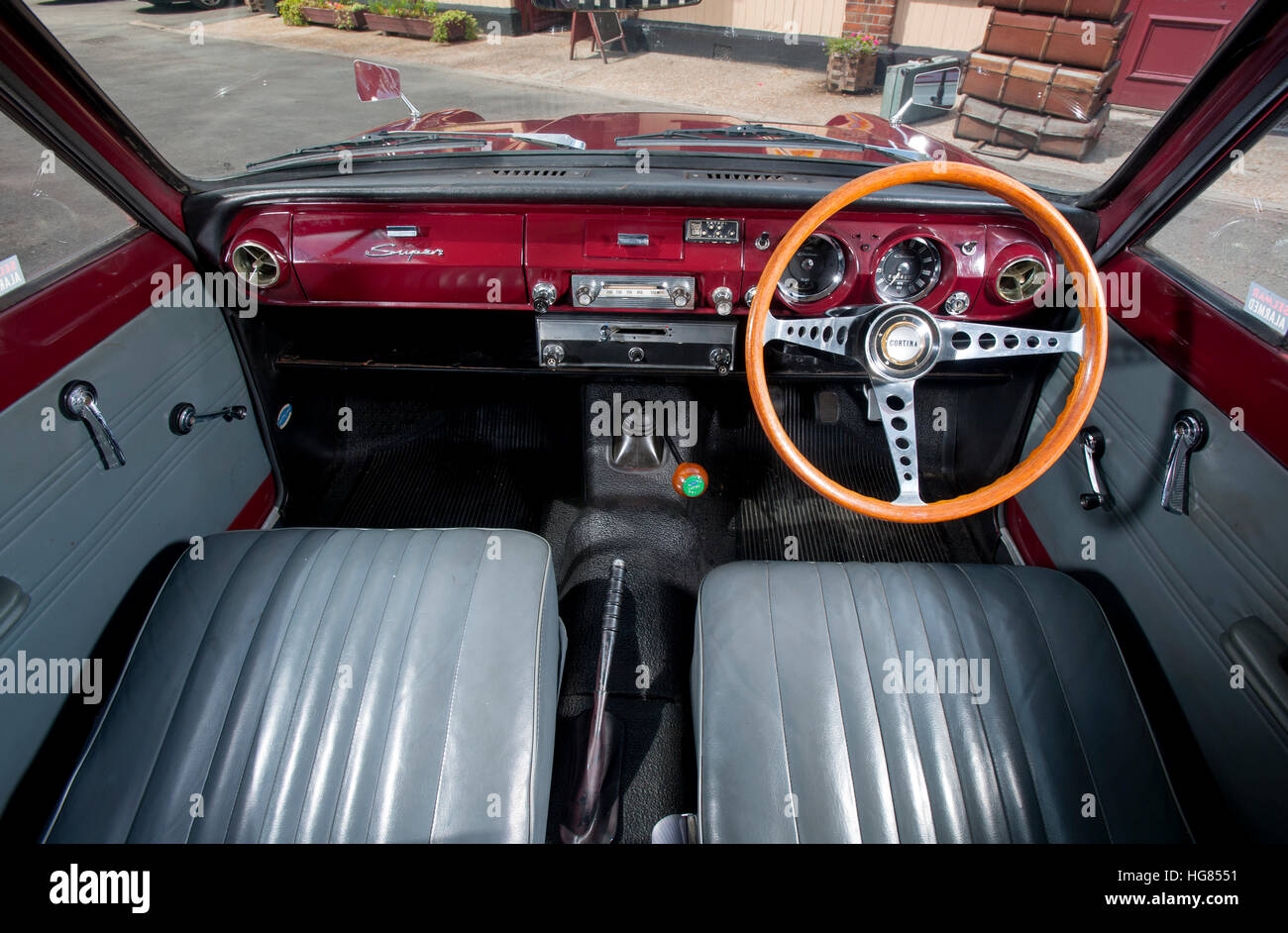 1965 Ford Cortina Estate intérieur voiture classique Banque D'Images