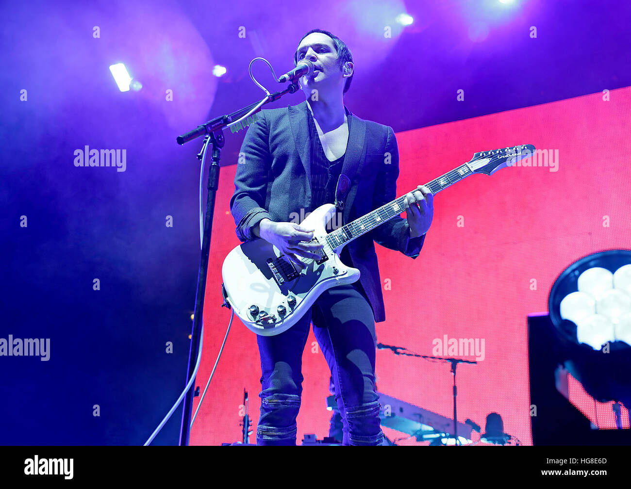 L'exécution de placebo à la Manchester Arena comprend : Placebo, Brian Molko Où : Manchester, Royaume-Uni Quand : 05 déc 2016 Banque D'Images