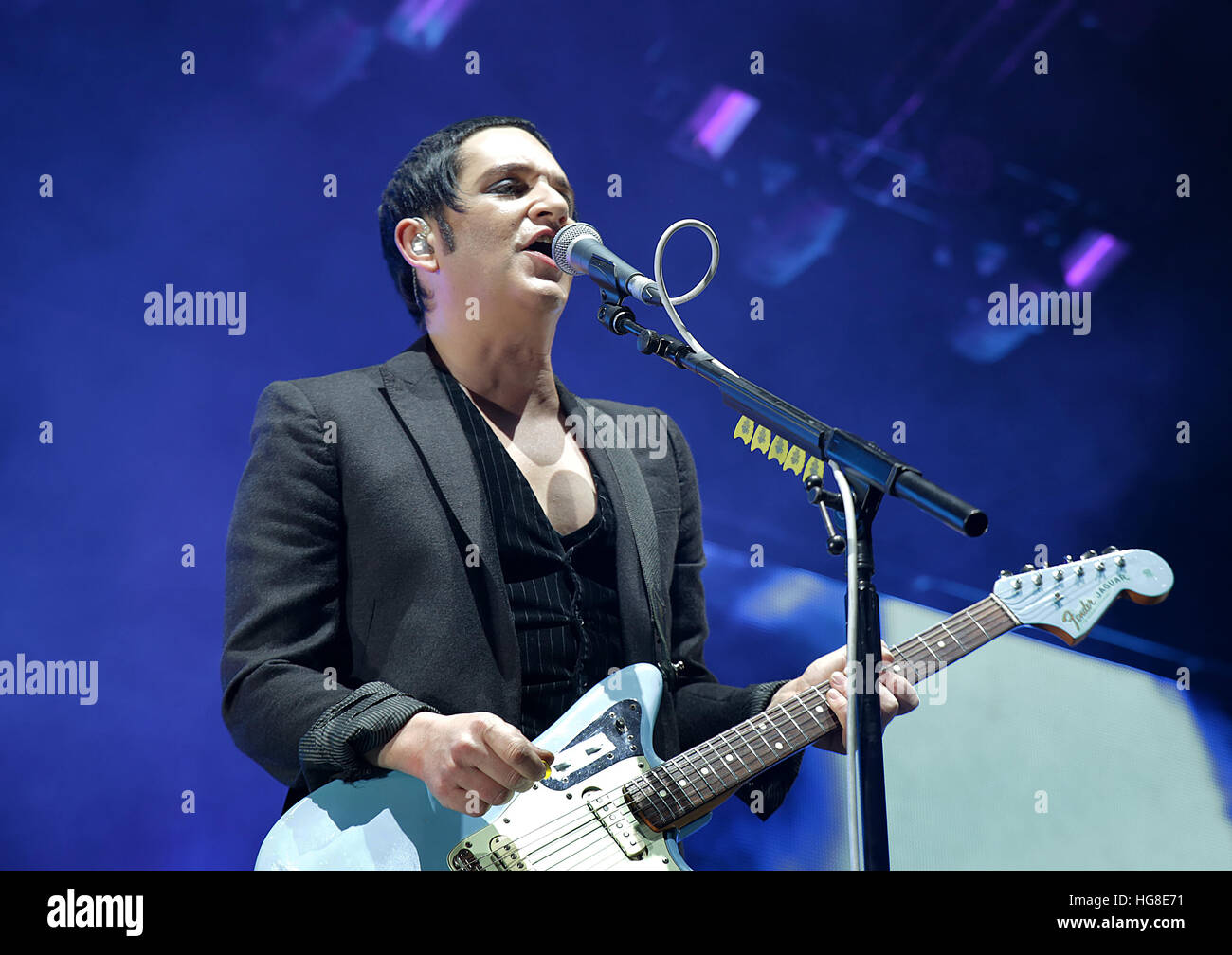 L'exécution de placebo à la Manchester Arena comprend : Placebo, Brian Molko Où : Manchester, Royaume-Uni Quand : 05 déc 2016 Banque D'Images