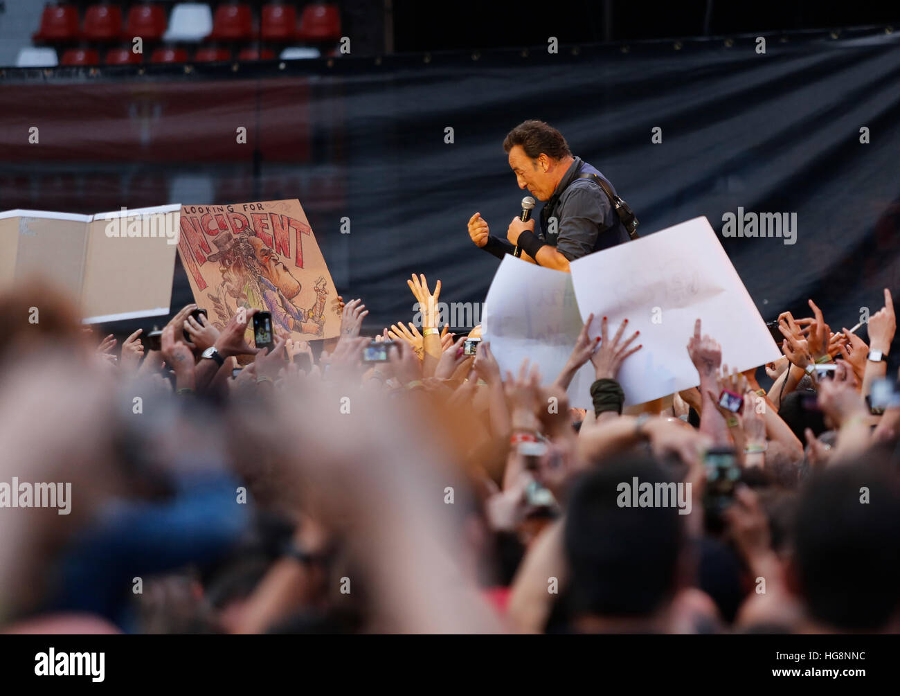 Gijon Asturias, Espagne. Le 26 juin 2013. Bruce Springsteen, le Boss, de concert avec le E Street Band, en stade Molinon. Au nord de l'Espagne Banque D'Images