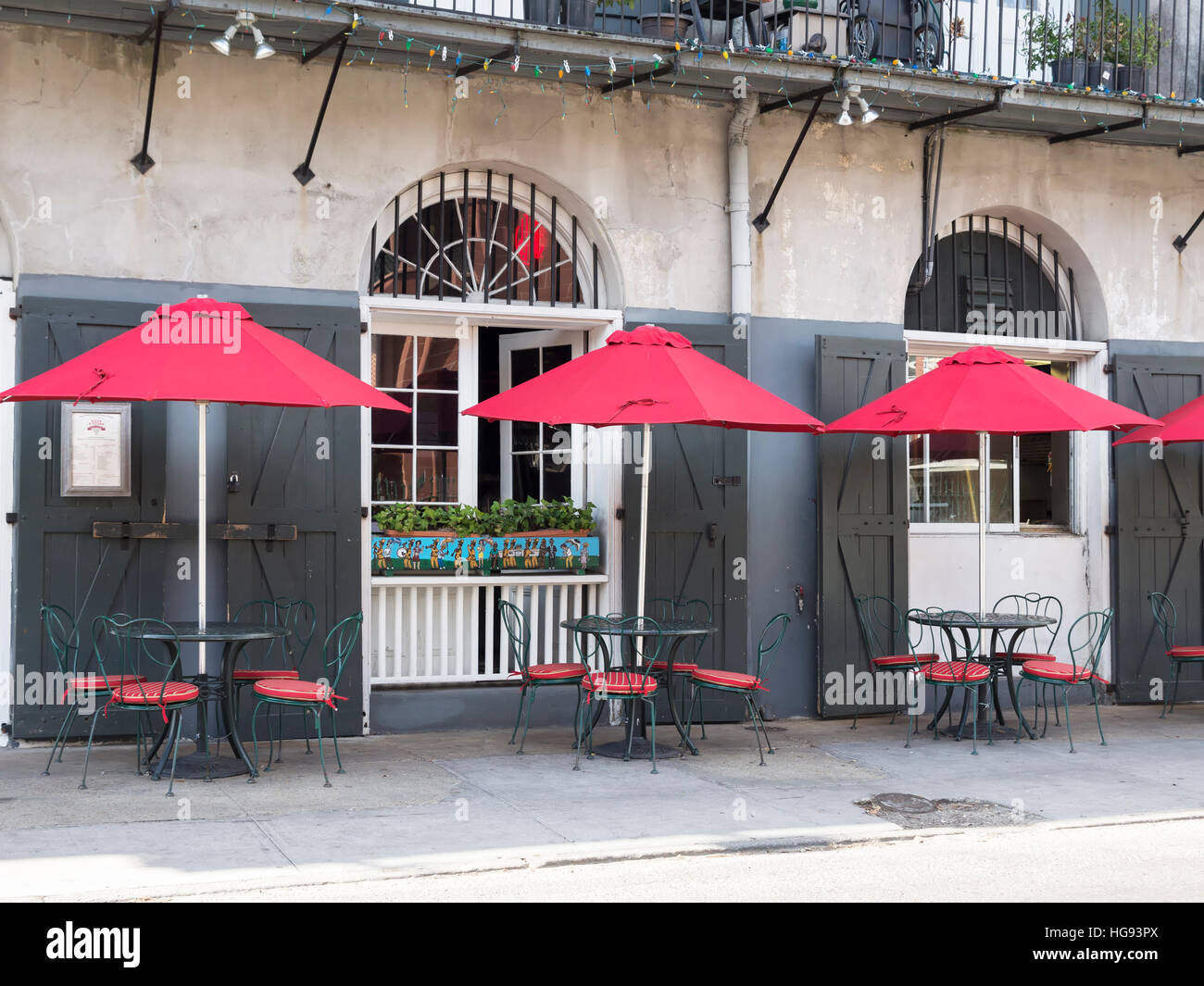 Café en plein air, Quartier français, la Nouvelle Orléans Banque D'Images