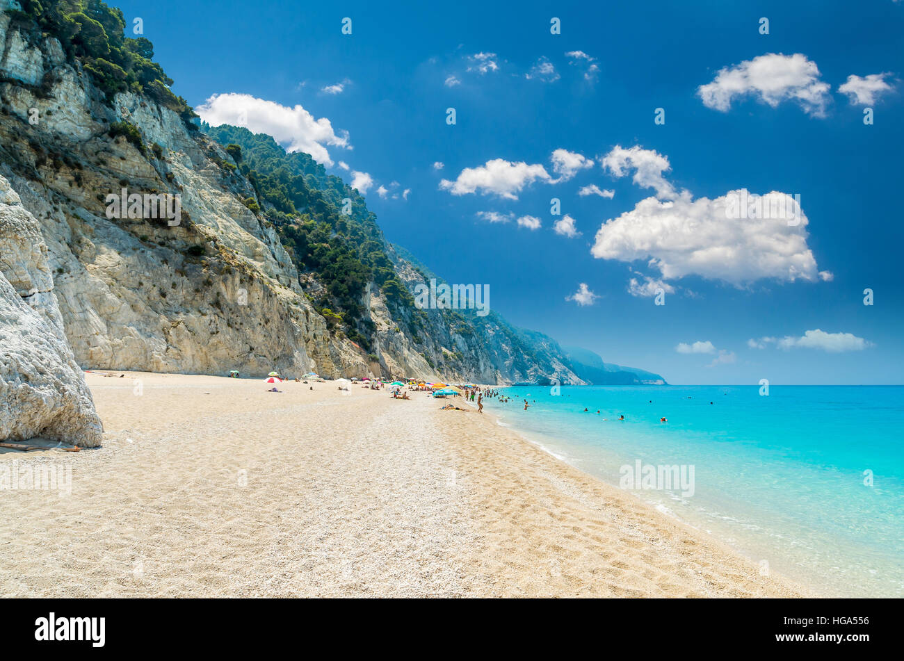 Plage de l'île de Lefkada, Egremni, Grèce. Grande et longue plage aux eaux turquoises de l'île de Lefkada en Grèce Banque D'Images