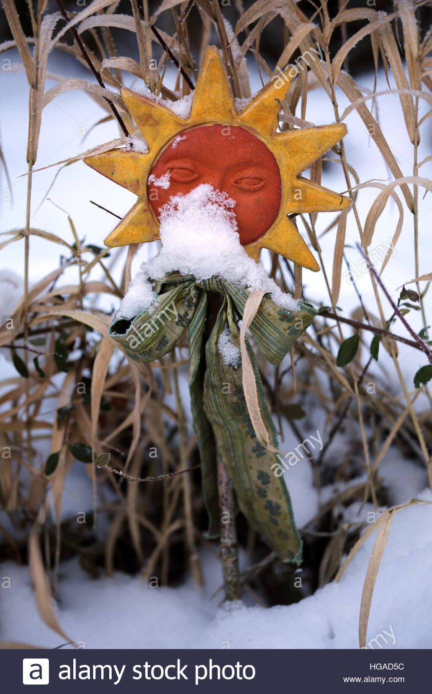 Coburg, Allemagne. 6 janvier, 2017. L'hiver continue en Bavière avec un mélange de soleil et de neige © reallifephotos/Alamy Live News Banque D'Images