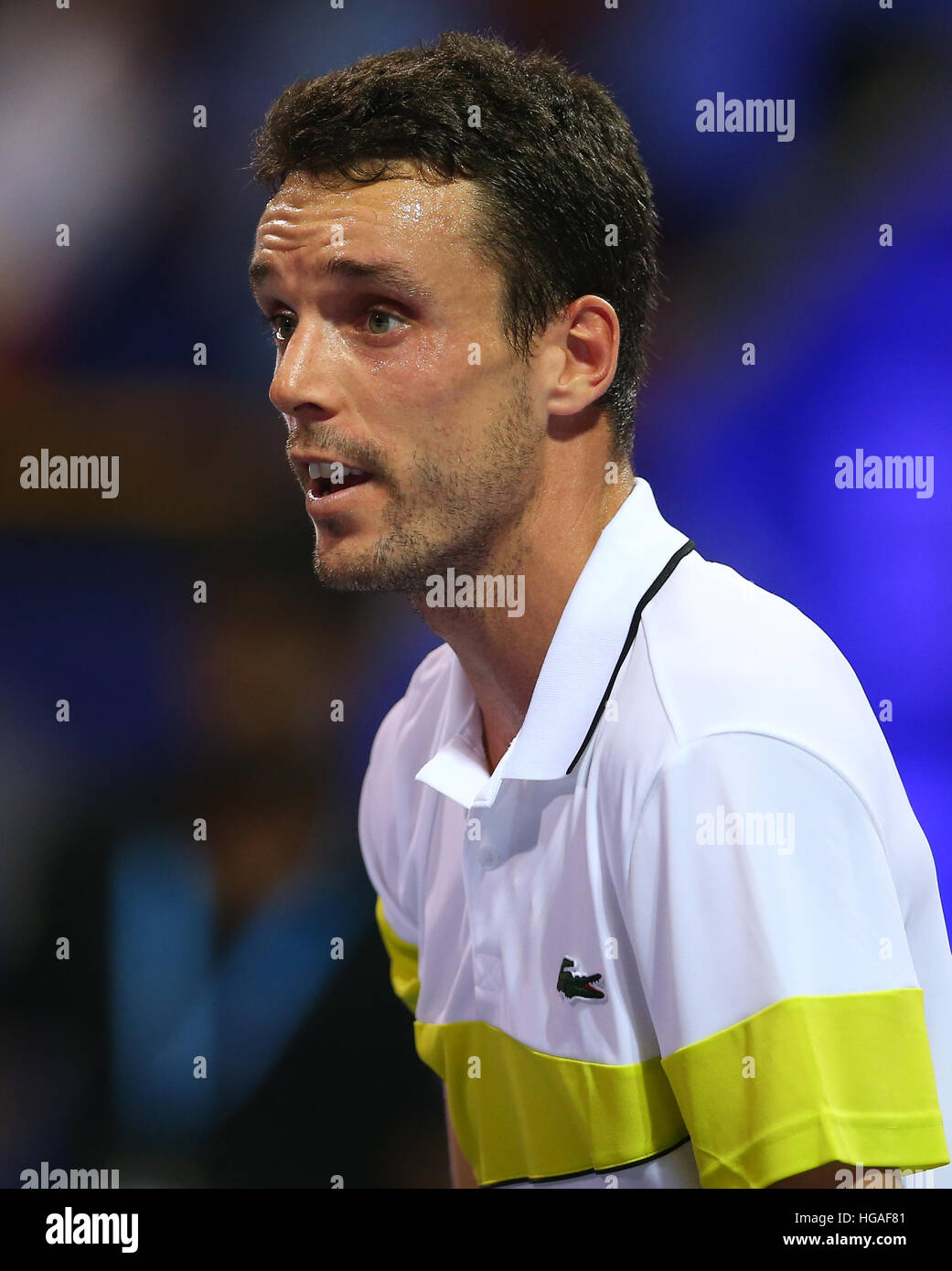 Chennai, Inde, 6 janvier 2017 : Open de Chennai : Roberto BAUTISTA AGUT (ESP) après avoir remporté des gestes contre Mikhail Youzhny (RUS) et entrée demi finale à chennai le 6 Jan 2017 Seshadri SUKUMAR Crédit : Seshadri SUKUMAR/Alamy Live News Banque D'Images