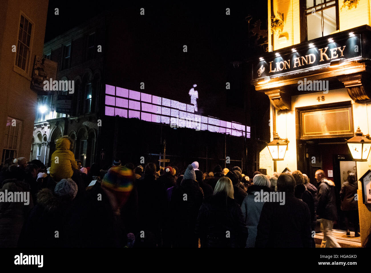 L'échelle des projections sur Lane. Fait à Hull. 2017 La ville de coque de la Culture. Banque D'Images