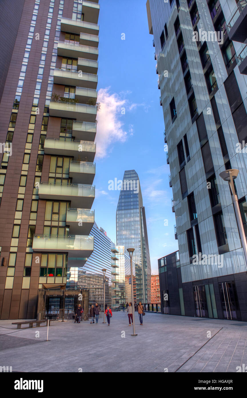 Le quartier moderne de Porta Nuova, Milan, Italie Banque D'Images