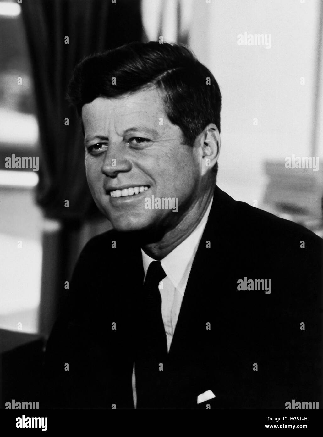 Le président John F. Kennedy dans un portrait pris à la Maison Blanche Banque D'Images
