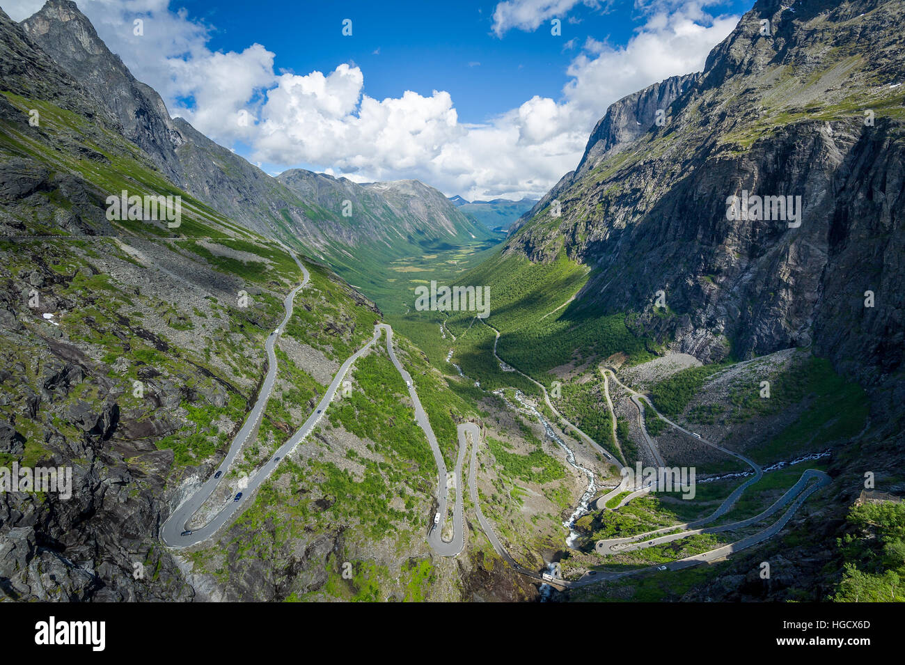 Route Trollstigen, la Norvège. Banque D'Images