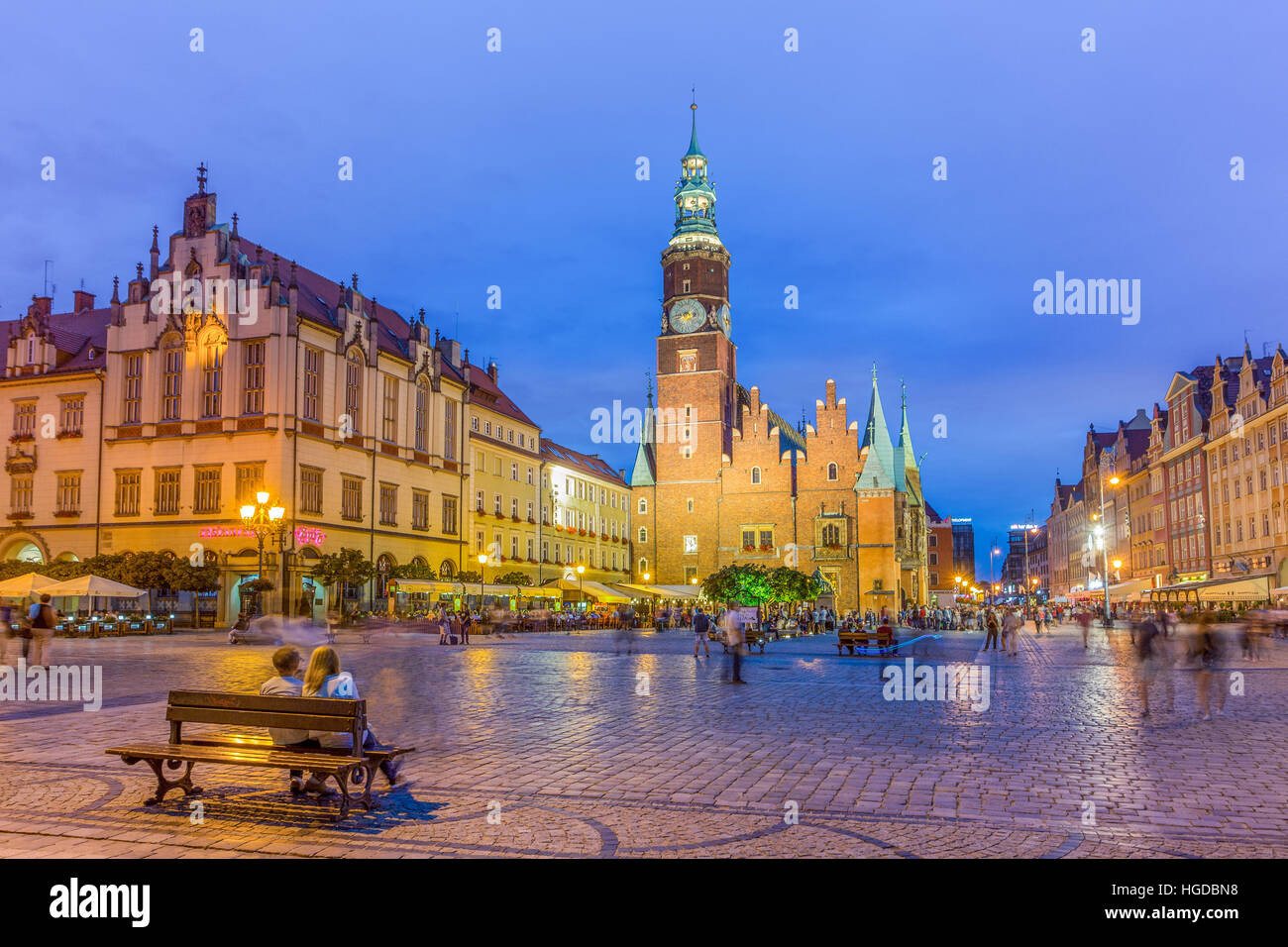 Solny Square à Wroclaw, par nuit Banque D'Images