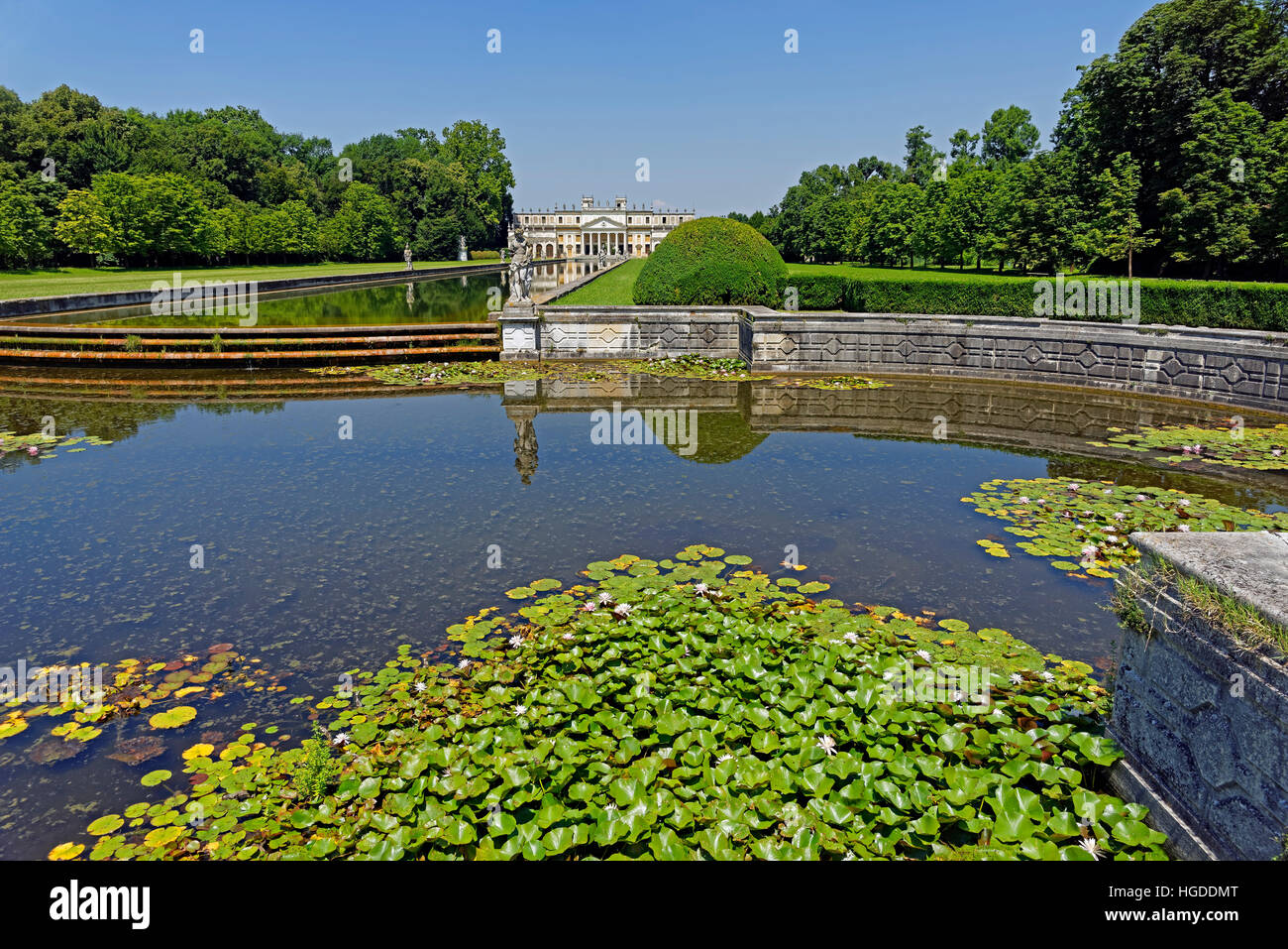 Museo Nazionale di Villa Pisani, les étangs à poissons, Scuderie, centre équestre Banque D'Images