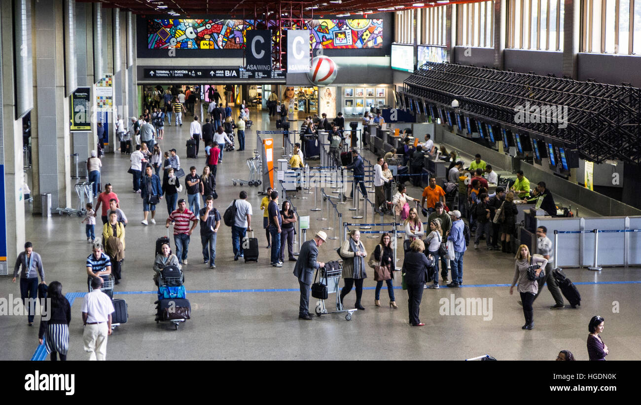 Terminal de départ de l'aéroport international Guarulhos de sao paulo Brésil Banque D'Images