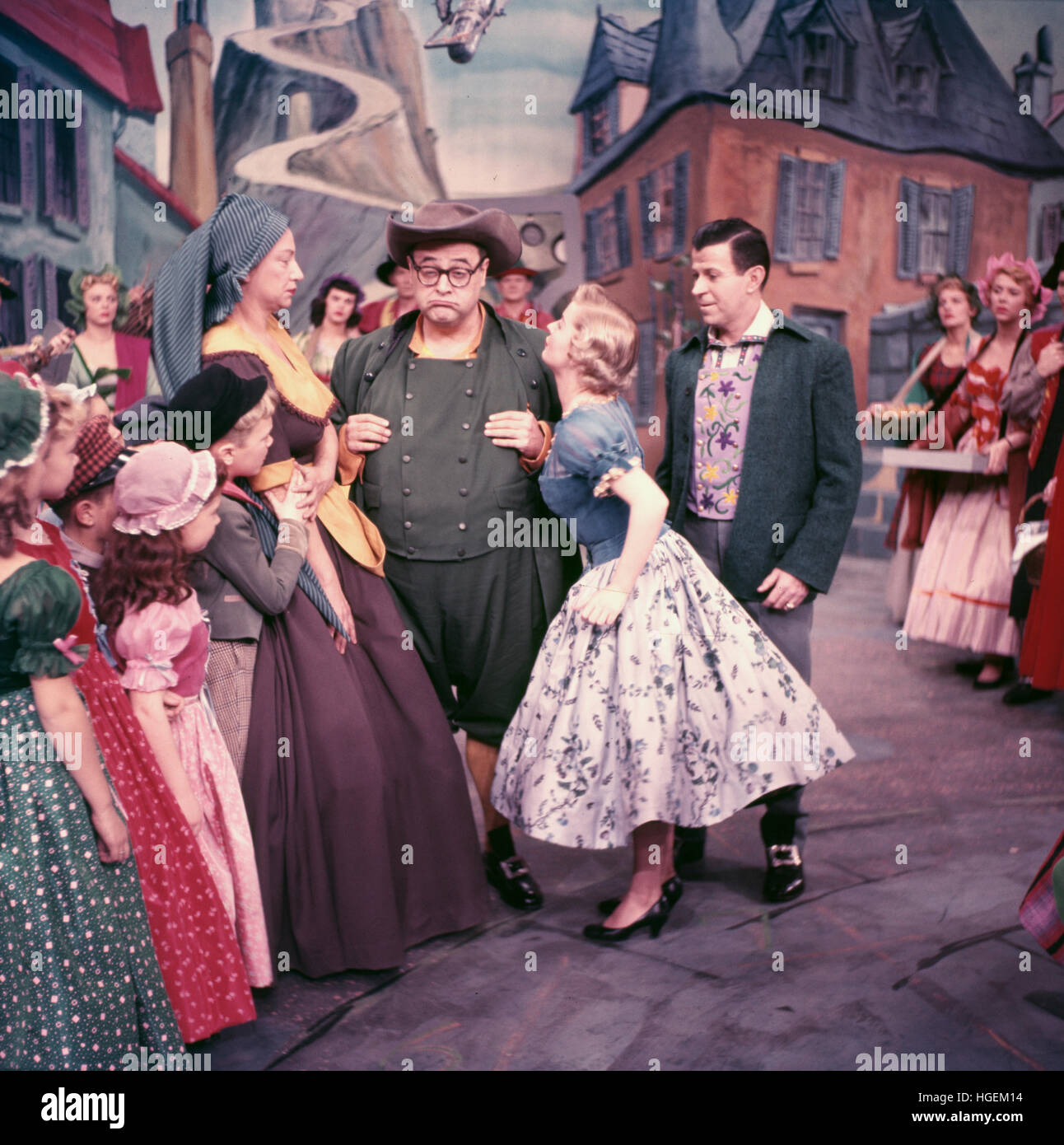 Jack E. Leonard, Jo Sullivan, et Dennis Day dans Babes in Toyland. Banque D'Images