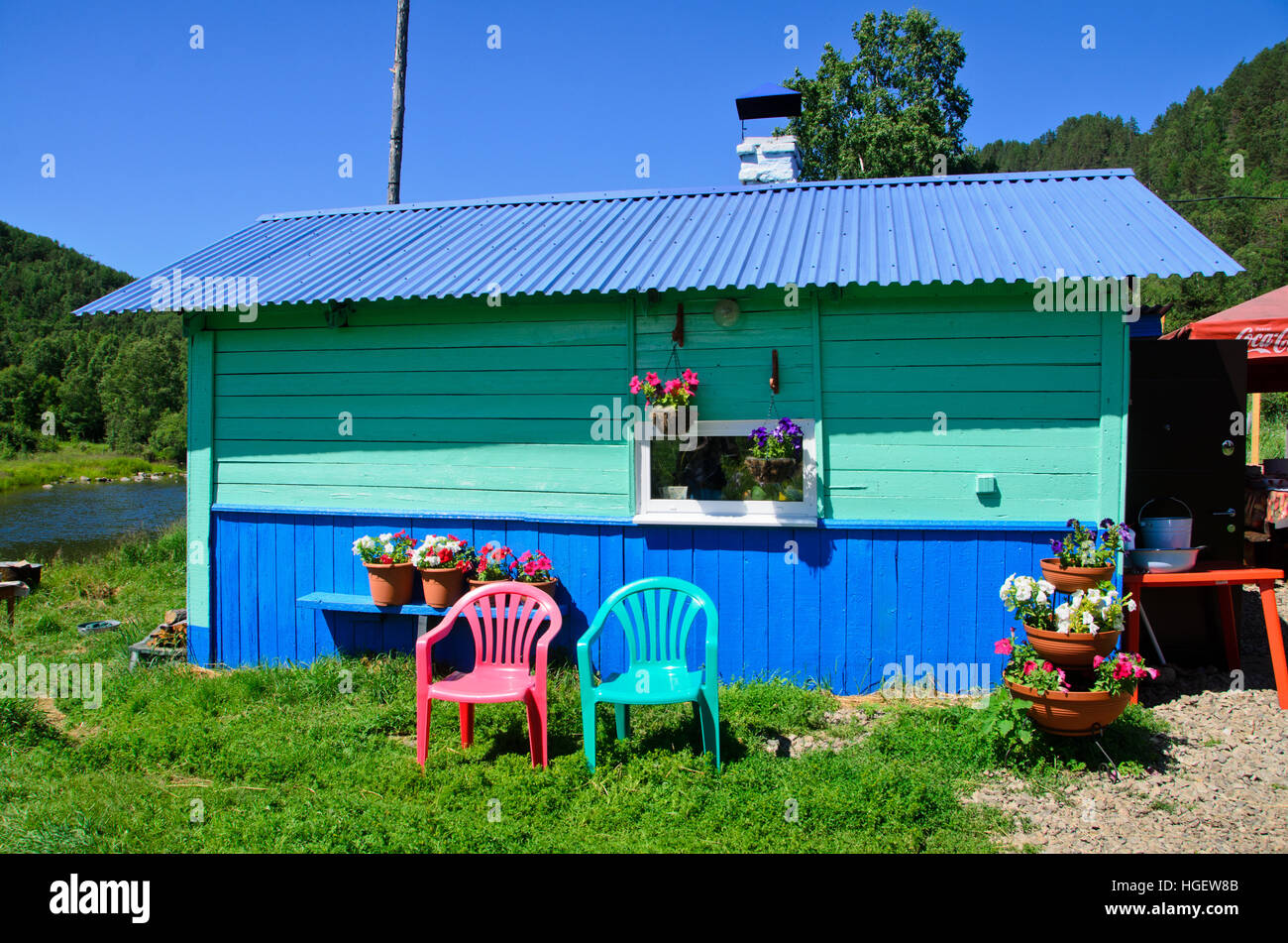 Un petit magasin dans Polovinaya village, le Lac Baïkal Banque D'Images