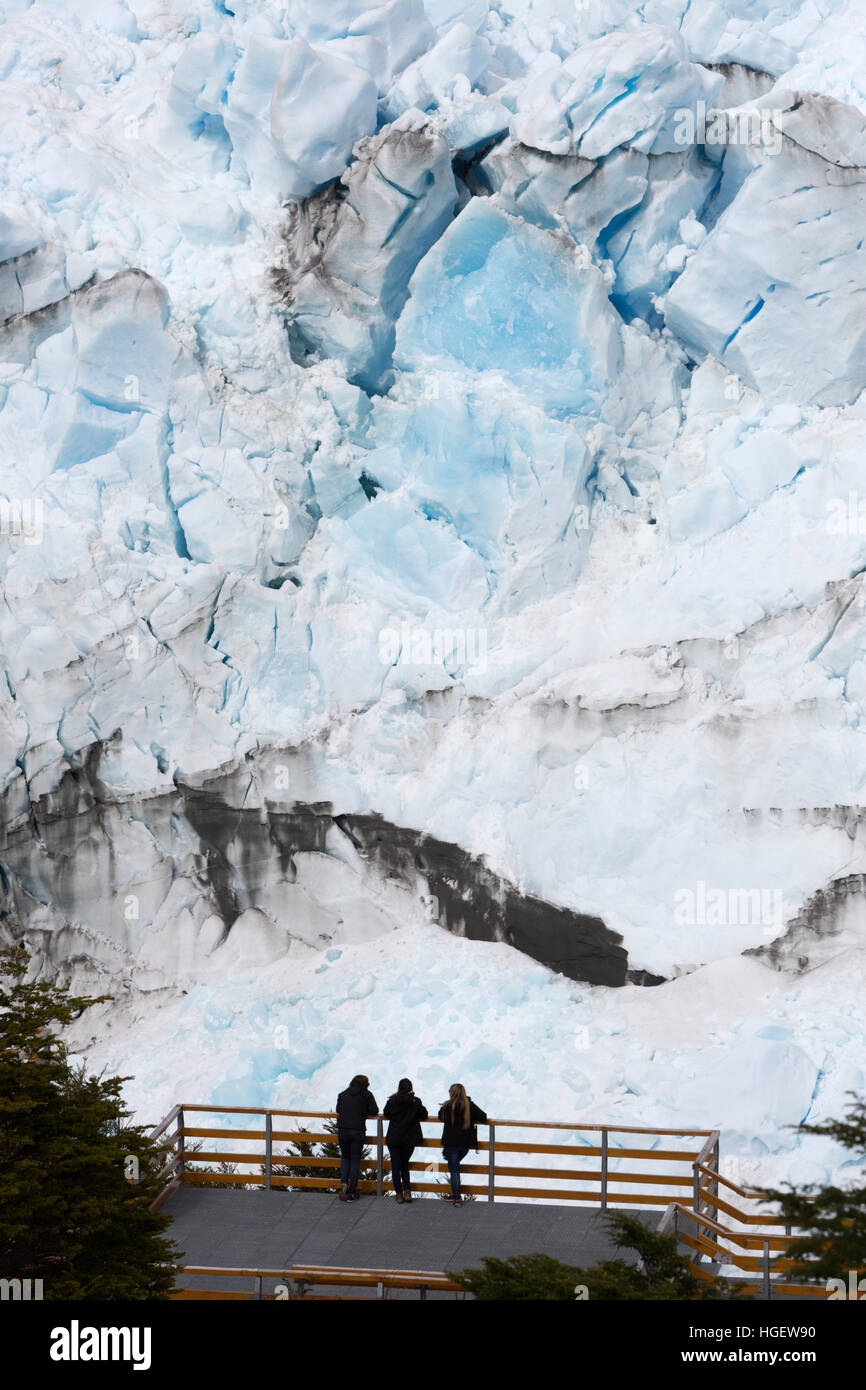 Perito Moreno Glacier sur le lac Argentino, El Calafate, parc national Los Glaciares, Patagonie, Argentine, Amérique du Sud Banque D'Images