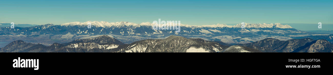 Vue panoramique à partir de Chopok pic de montagne à station de ski de Jasna, Slovaquie Banque D'Images
