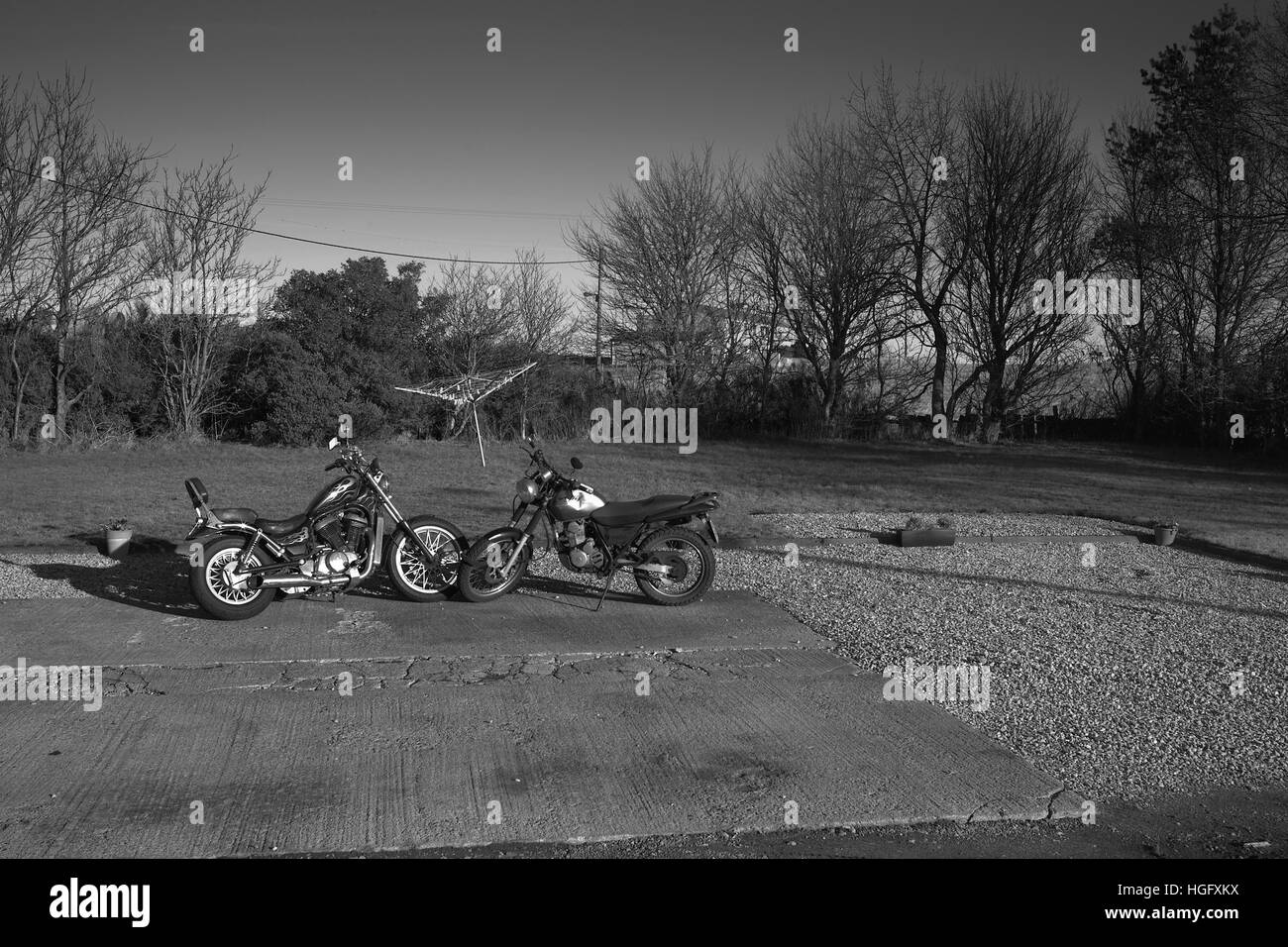 Deux motos, North Road, droit, County Durham Banque D'Images