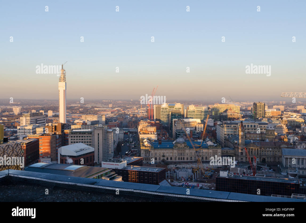 Vue de dessus de toit de Birmingham skyline at Dusk Banque D'Images