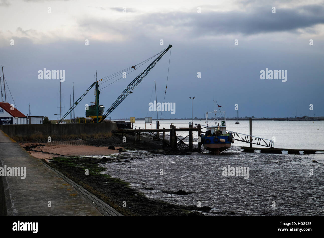 Burnham on Crouch,Essex, Angleterre. Riverside village et station balnéaire sur la rivière Crouch de marée. Populaire auprès des marins et pêcheurs. Banque D'Images