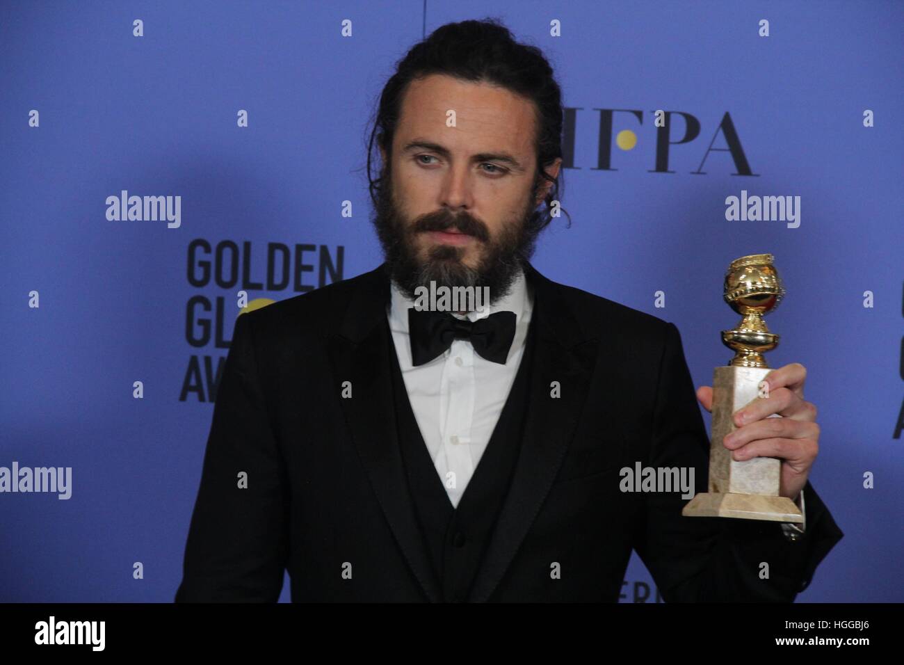 Hollywood, Californie, USA. Jan 9, 2017. 74e congrès annuel de remise des Prix d'Or - Salle de presse .Le Beverly Hilton Hotel, Los Angeles, Californie, USA. CASEY AFFLECK . Credit : ZUMA Press, Inc./Alamy Live News Banque D'Images