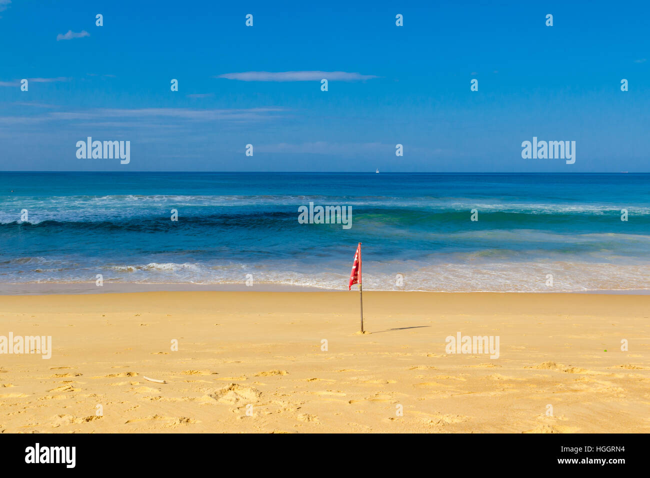 Histoire Plage sur l'île de Phuket dans le début de la saison Banque D'Images