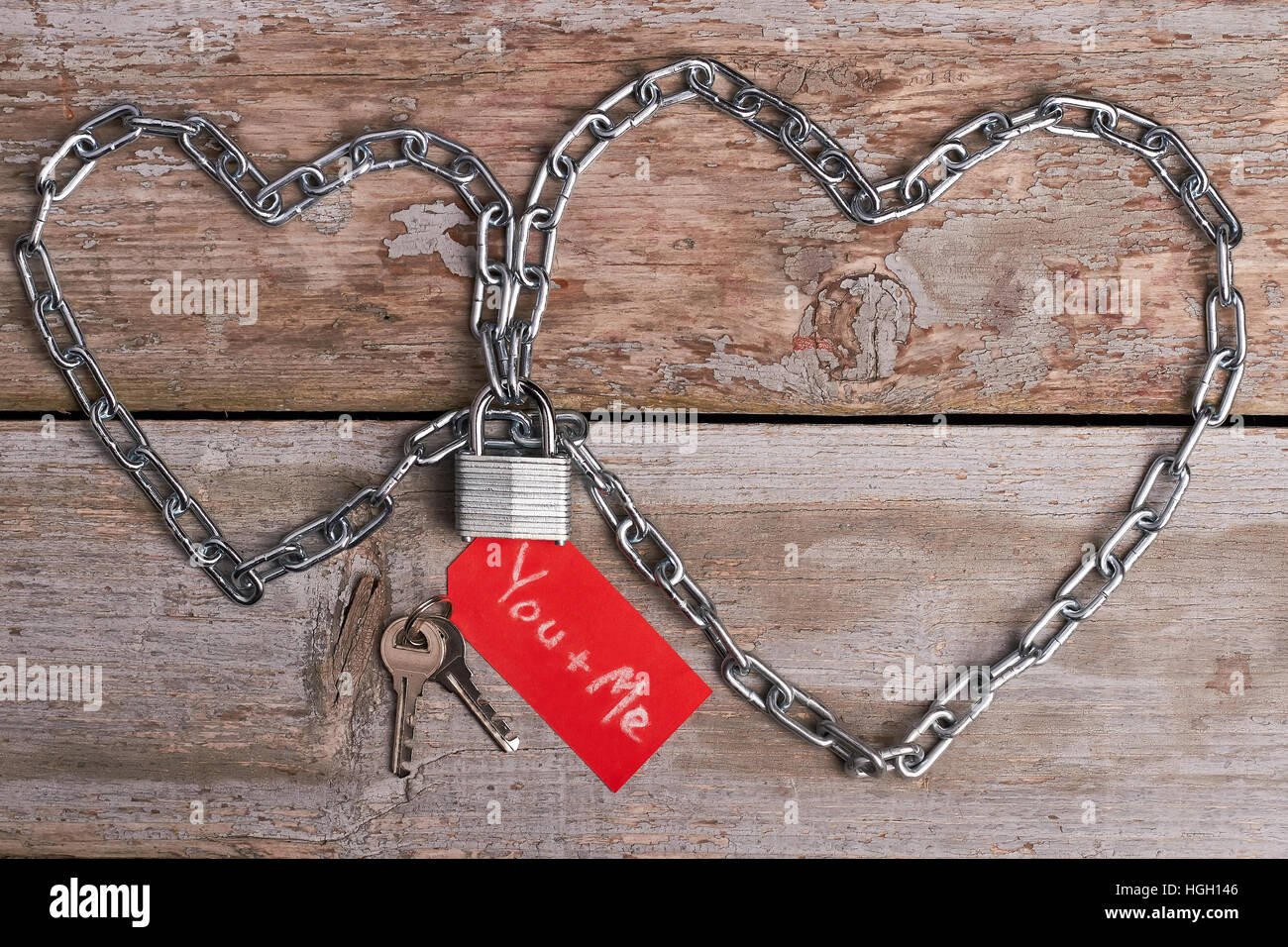 La chaîne en forme de cœur, verrouillage et clés. Banque D'Images