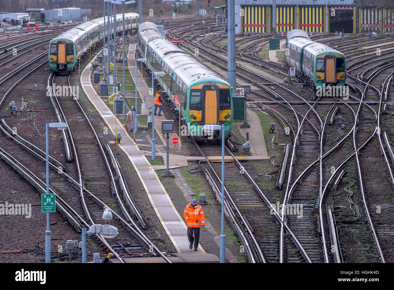 Le matériel roulant à l'extérieur de la gare de Brighton ce matin, car les chauffeurs de Southern Rail aller en grève à nouveau. Banque D'Images