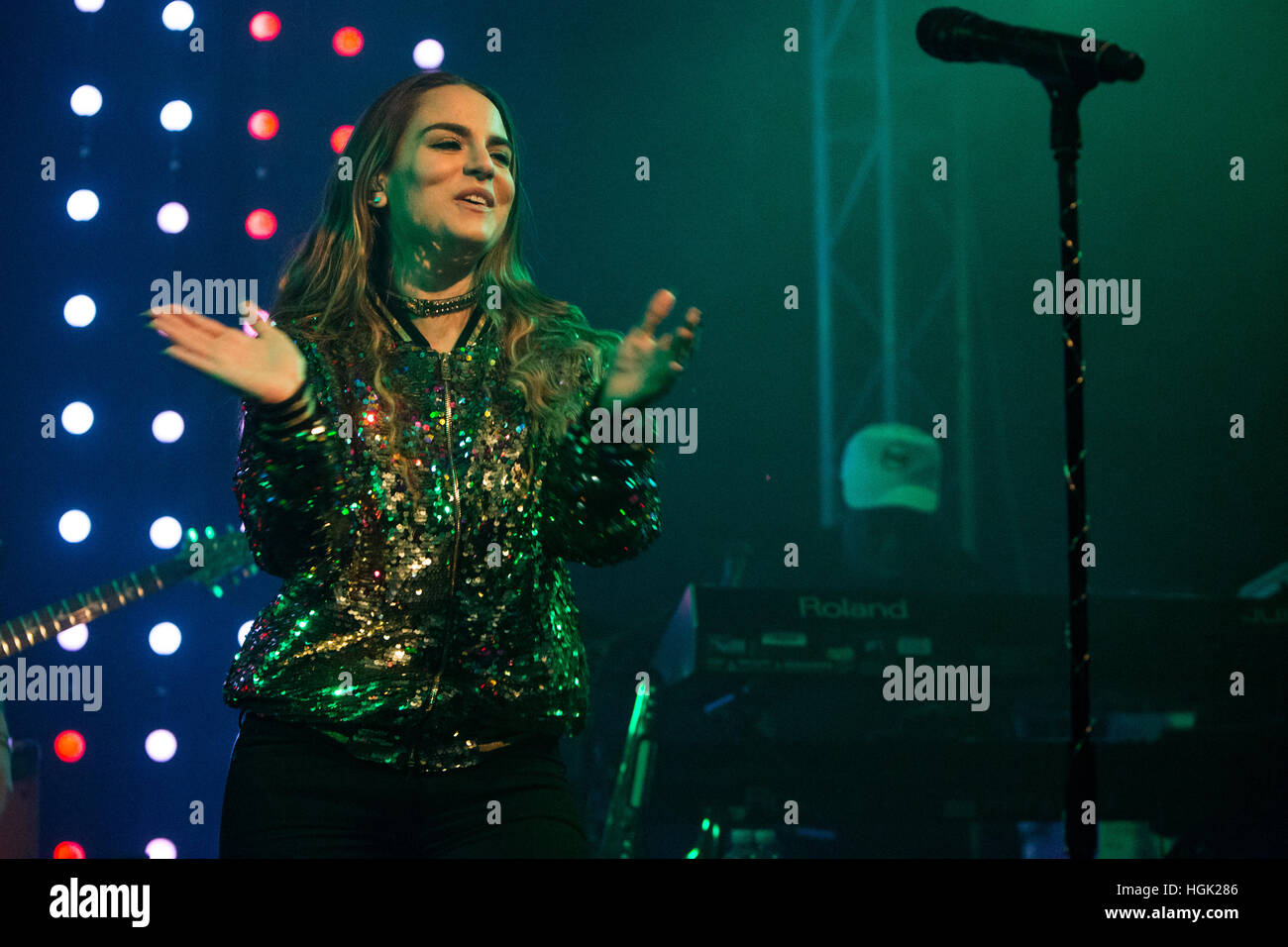 Milan, Italie. 22 janvier, 2017. La chanteuse et actrice Joanna Noëlle Blagden Levesque connu sur scène comme JOJO effectue sur scène à tunnel durant la "Love Tour' Credit : Rodolfo Sassano/Alamy Live News Banque D'Images